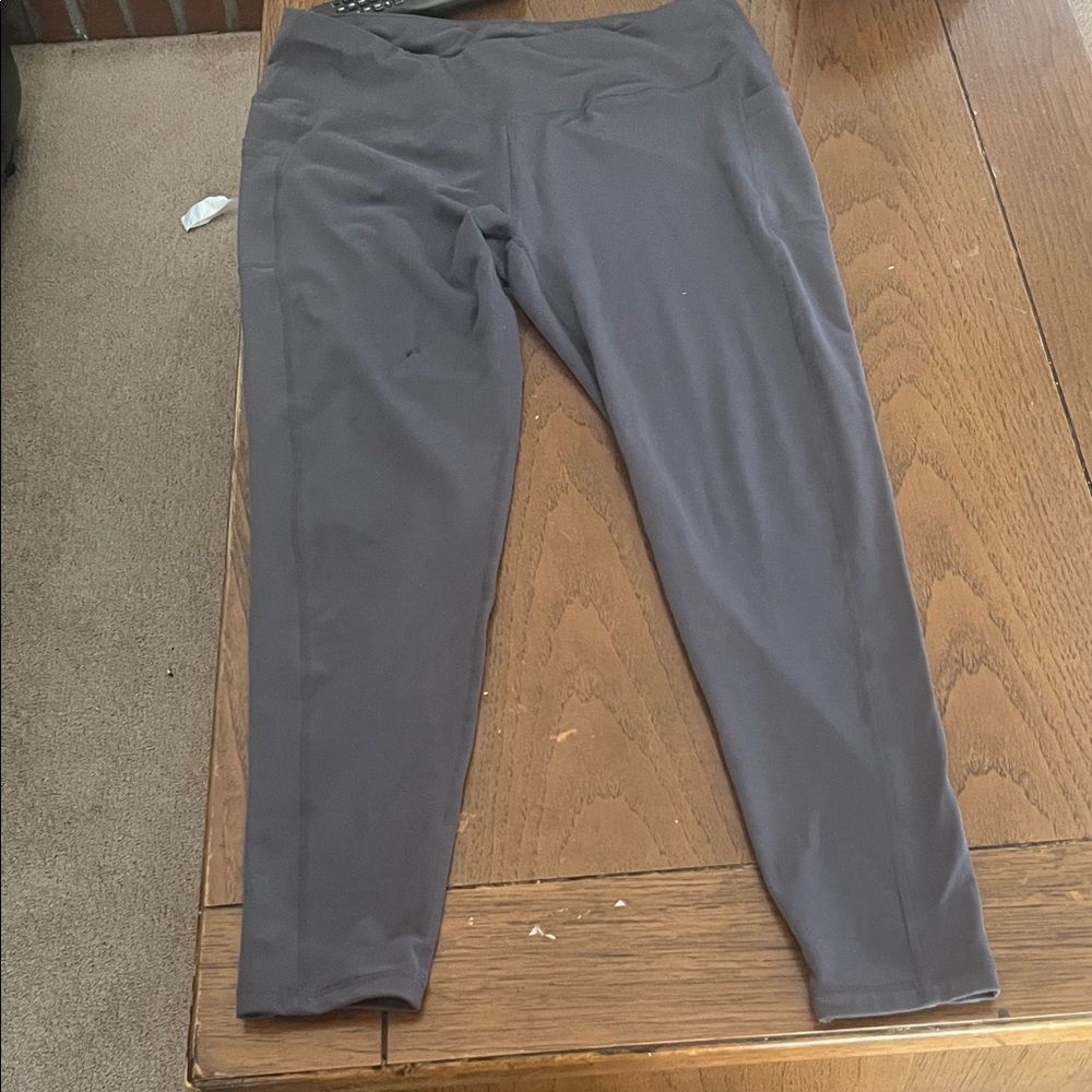 Gray High-Waisted Leggings